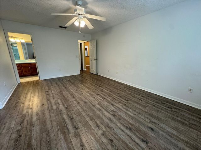 1105 SAN ANTONIO LANE, Lady Lake, FL 32159