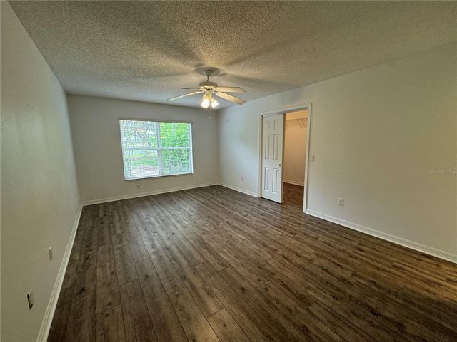 1105 SAN ANTONIO LANE, Lady Lake, FL 32159