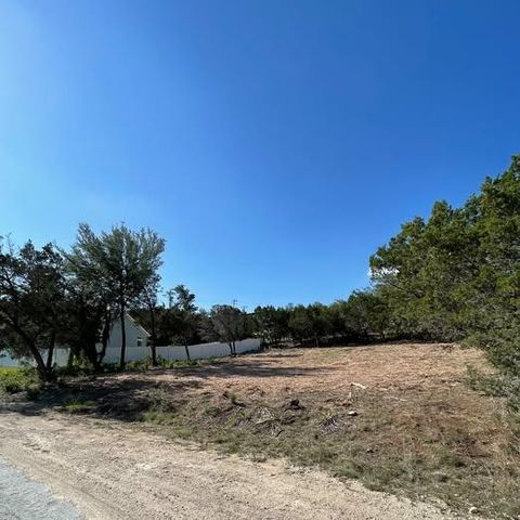 7702 Dakota CIR, Lago Vista, TX 78645