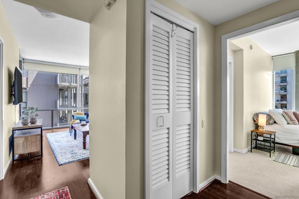 Image 25 of property listing at 321 10th Ave 907, San Diego, CA 92101