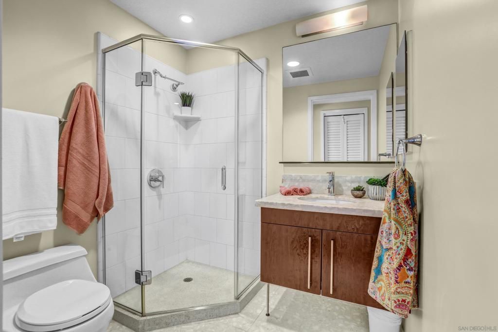 Image 30 of property listing at 321 10th Ave 907, San Diego, CA 92101