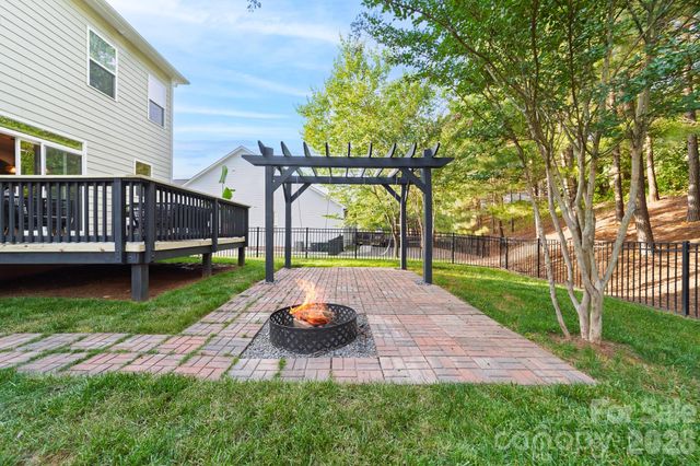 533 Academy Street, Mcadenville, NC 28101