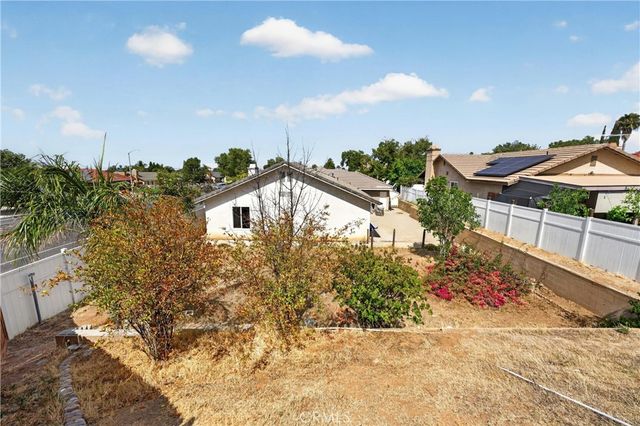 12420 Yuma Court, Moreno Valley, CA 92557