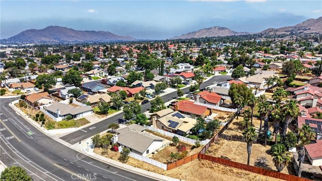 12420 Yuma Court, Moreno Valley, CA 92557