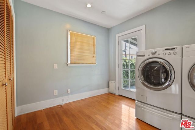 3701 4th Avenue, Los Angeles, CA 90018