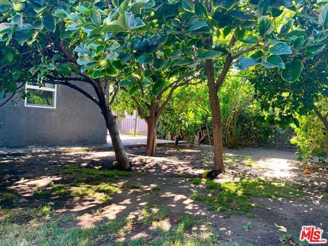 3701 4th Avenue, Los Angeles, CA 90018