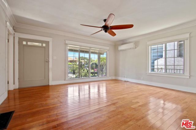 3701 4th Avenue, Los Angeles, CA 90018