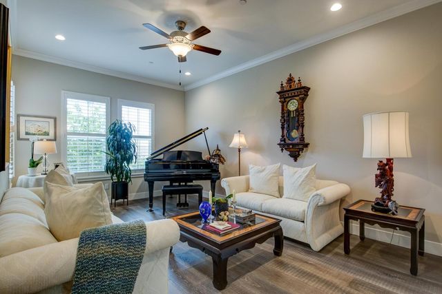 8754 Port Dr, Plymouth, CA 95669