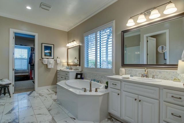 8754 Port Dr, Plymouth, CA 95669