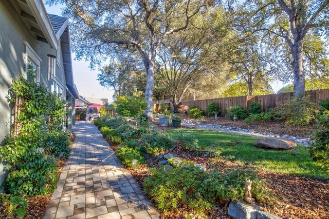 8754 Port Dr, Plymouth, CA 95669