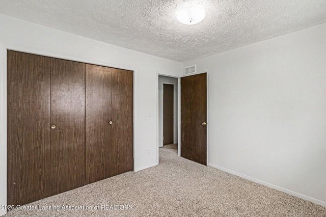 1422 Pierce Road, Lansing, MI 48910