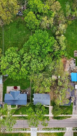 1422 Pierce Road, Lansing, MI 48910
