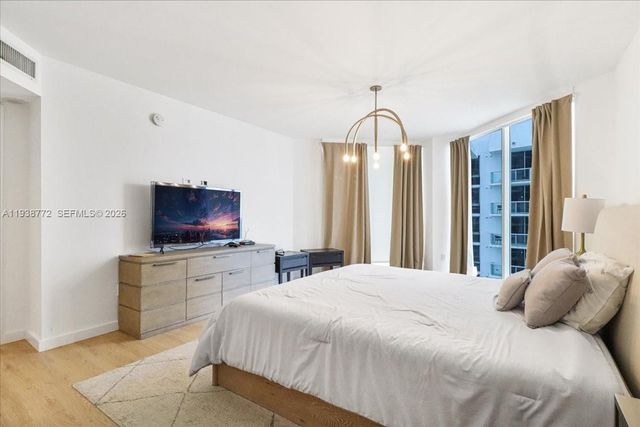 18671 Collins Ave 2404, Sunny Isles Beach, FL 33160