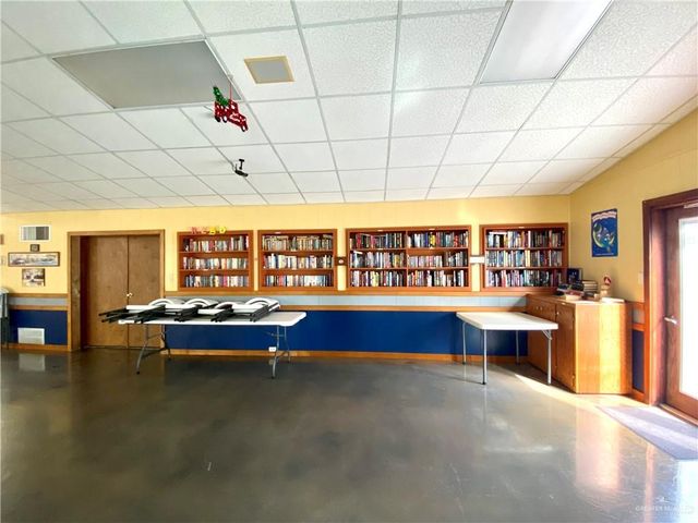 3000 Spur Drive J9, Mission, TX 78574