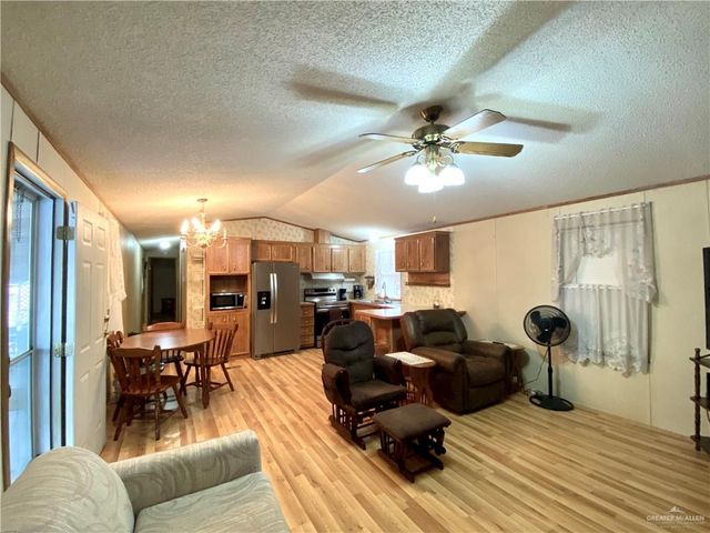 3000 Spur Drive J9, Mission, TX 78574