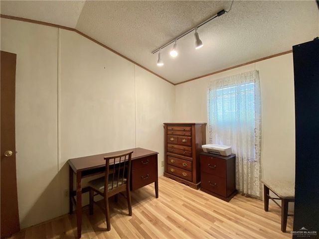 3000 Spur Drive J9, Mission, TX 78574