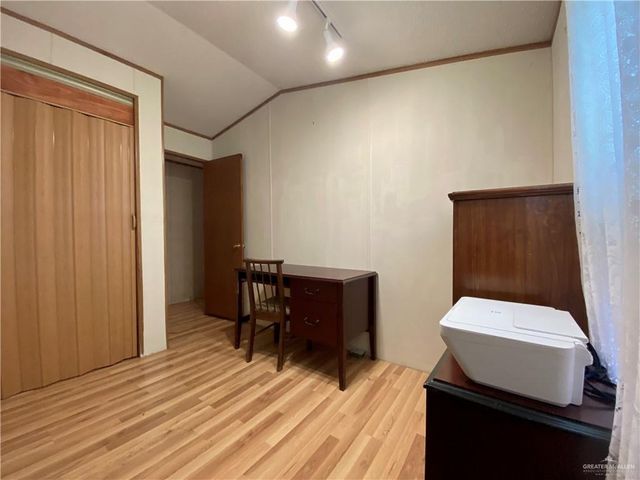 3000 Spur Drive J9, Mission, TX 78574