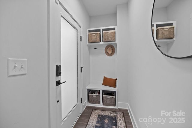 1220 Minter Place, Charlotte, NC 28203