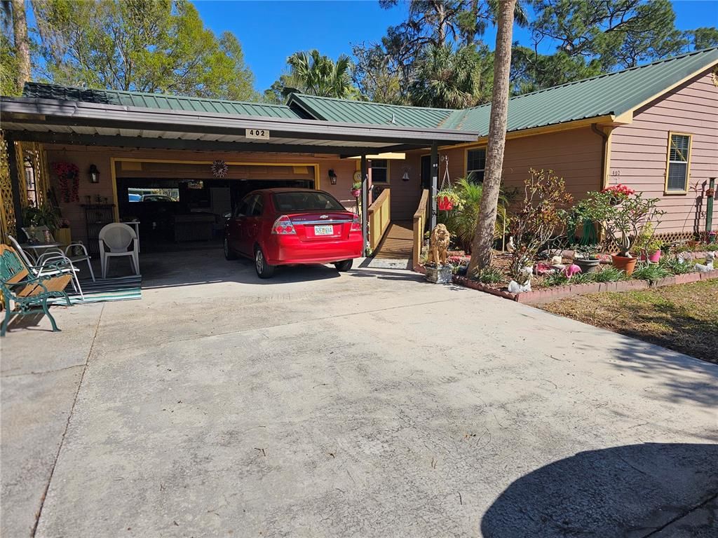 402 8TH STREET SW, Ruskin, FL 33570