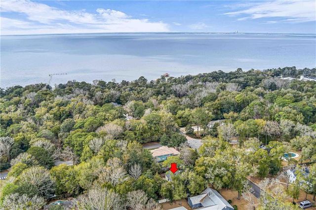 613 Oak Ridge Court, Daphne, AL 36526