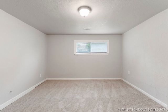 552 E 55th Place N, Tulsa, OK 74126