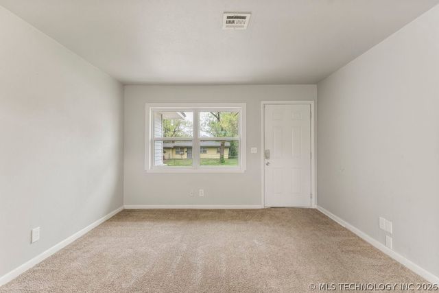 552 E 55th Place N, Tulsa, OK 74126