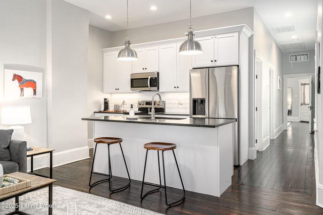 1829 Brownsboro Rd, Louisville, KY 40206