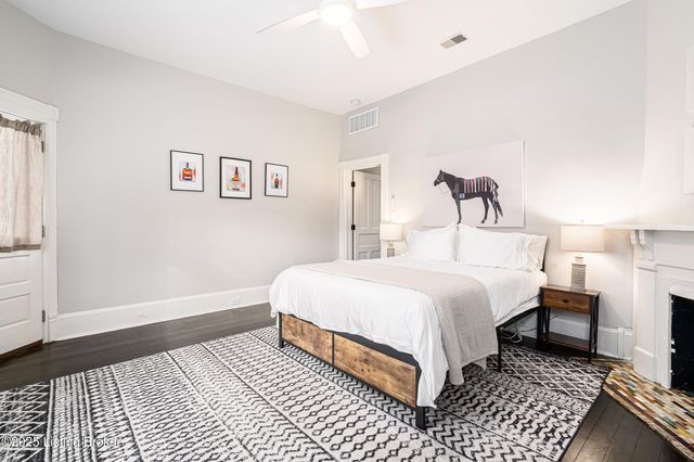 1829 Brownsboro Rd, Louisville, KY 40206