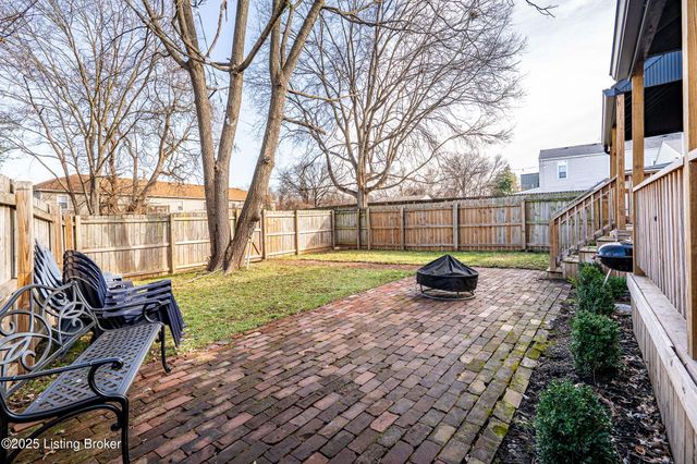 1829 Brownsboro Rd, Louisville, KY 40206