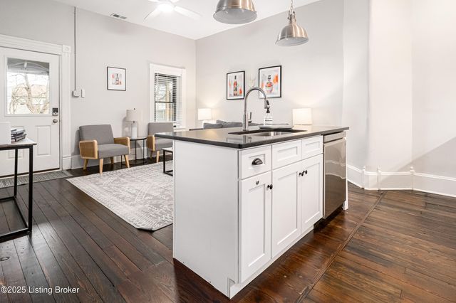 1829 Brownsboro Rd, Louisville, KY 40206