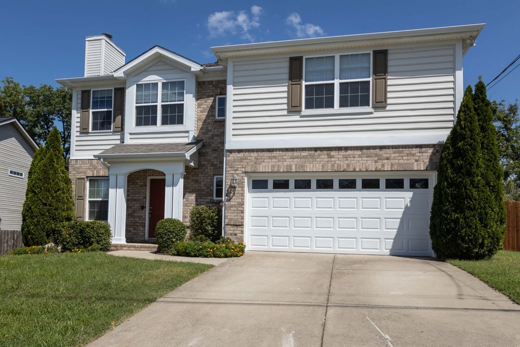 2445 Haskell Dr, Antioch, TN 37013