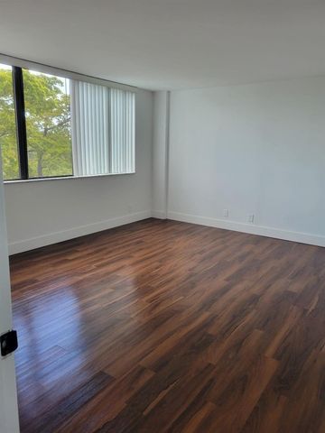 4222 Inverrary Boulevard 4413, Lauderhill, FL 33319