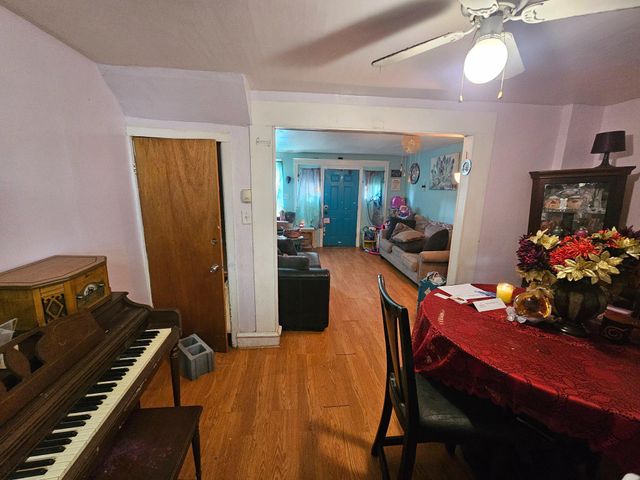 6913 RODNEY ST, Philadelphia, PA 19138