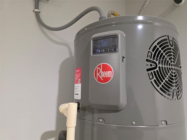 3406 Hadley Street, Houston, TX 77004