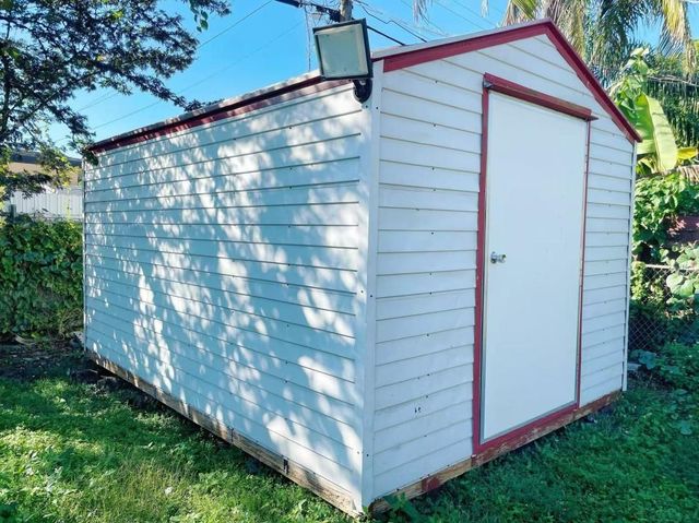 7750 Atlanta St, Hollywood, FL 33024