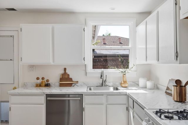 254 Nimitz Avenue, Redwood City, CA 94061