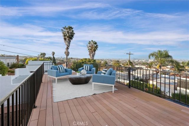 1330 W 18th Street, San Pedro, CA 90732