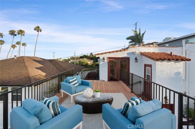 1330 W 18th Street, San Pedro, CA 90732