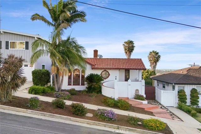 1330 W 18th Street, San Pedro, CA 90732