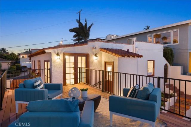 1330 W 18th Street, San Pedro, CA 90732