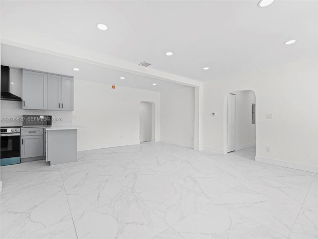 340 Carolina Ave, Fort Lauderdale, FL 33312