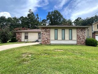 225 China Doll Drive, Tallahassee, FL 32312