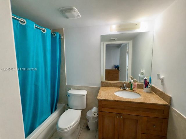 219 NW 12th Ave 709, Miami, FL 33128