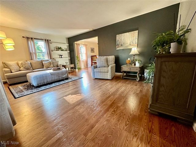 264 Windfall Lane, Wadsworth, OH 44281