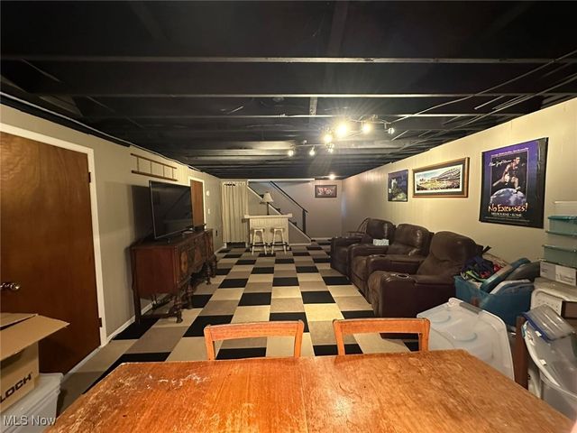 264 Windfall Lane, Wadsworth, OH 44281