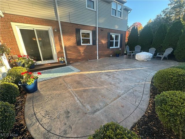 264 Windfall Lane, Wadsworth, OH 44281