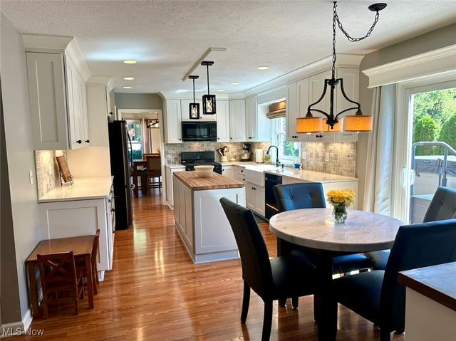 264 Windfall Lane, Wadsworth, OH 44281