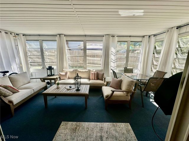 264 Windfall Lane, Wadsworth, OH 44281