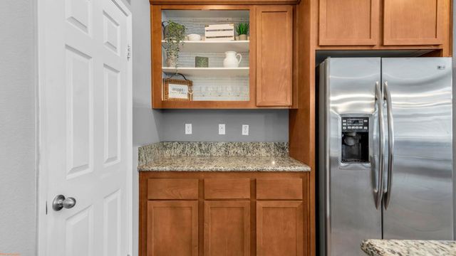 42724 Tango Court, Indio, CA 92203