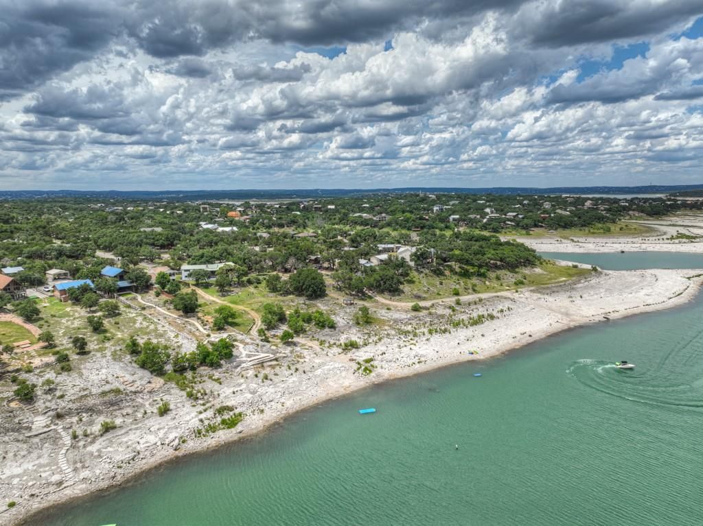 131 Cedar Tree LN, Canyon Lake, TX 78133